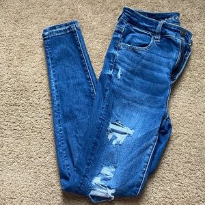 American Eagle Super Stretch Super Hi-Rise Jegging. Size 4 Regular.